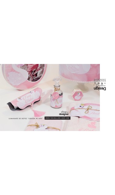 Trusou botez cu lebada pentru fetite personalizat prin brodare, Little Swan 18